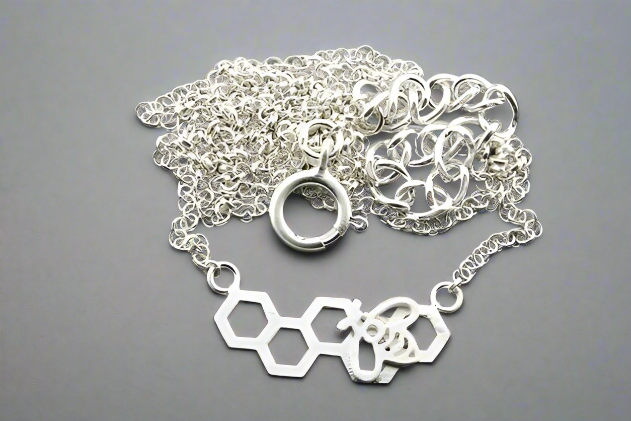 Elegant Honeycomb & Bee Necklace in Sterling Silver - Perfect for Nature Lovers & Boho Fashion