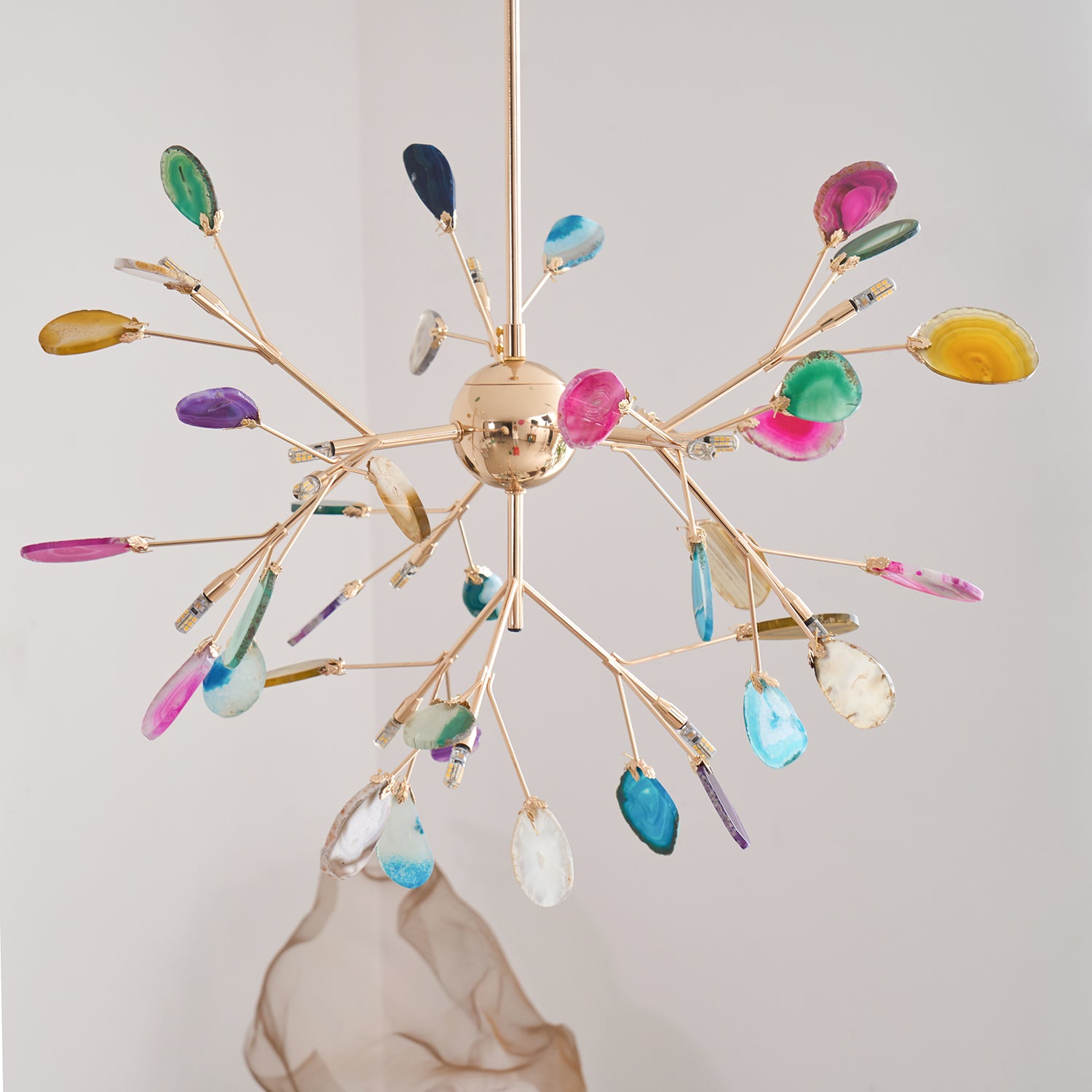Agate Flake Chandelier - Elegant Natural Stone Crystal Ceiling Light Fixture for Dining Room, Living Room, Bedroom Decor | Modern Luxury Home Lighting