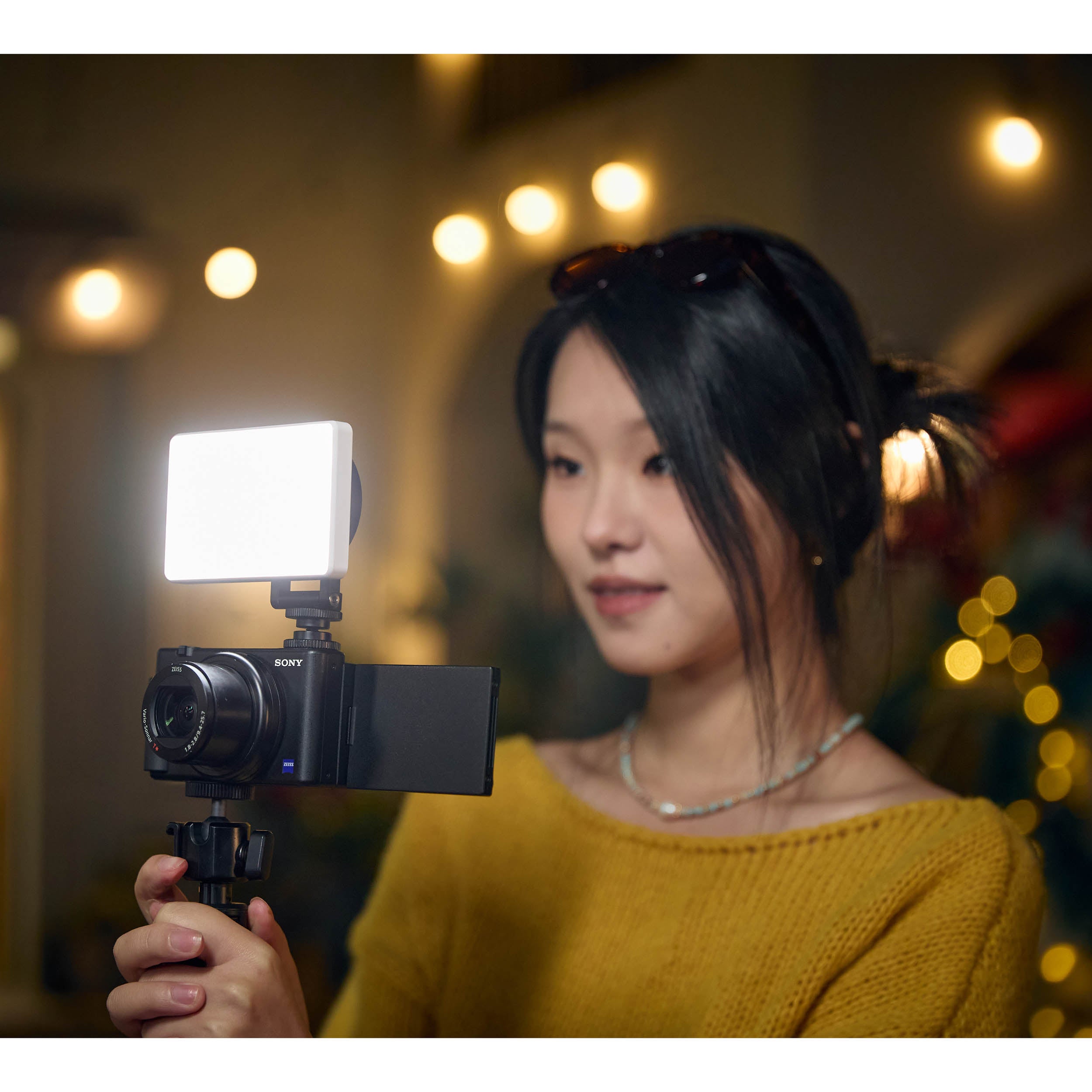 Godox MA5R Magnetic Bracket Stand AM01 - Universal Phone Mount for Photography, Vlogging & Live Streaming - Compatible with Smartphones, Tablets & Action Cameras - Perfect for Content Creators, Travel & Outdoor Shooting