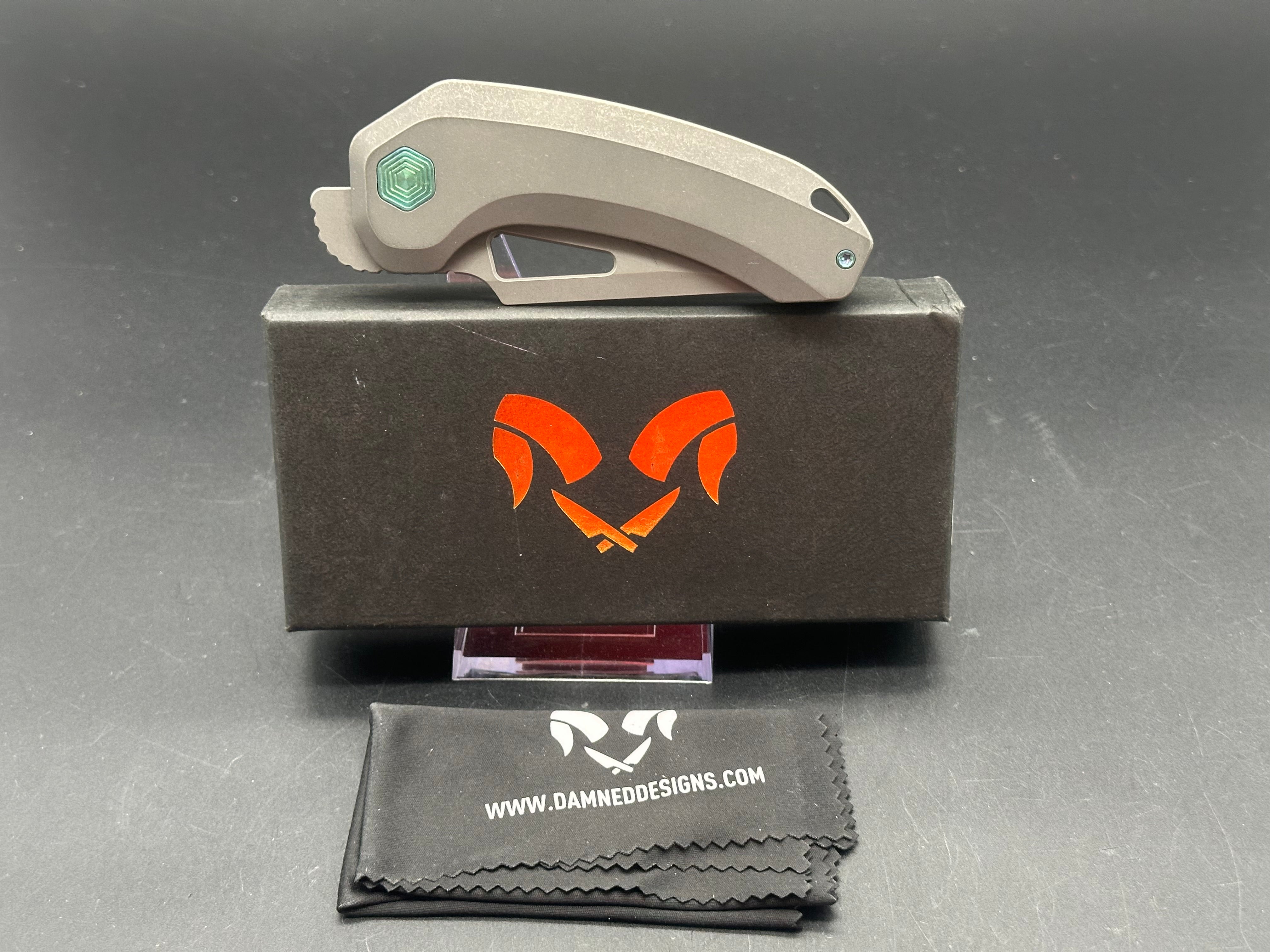 Damned Design Djinn XL - Premium Gaming Mouse with RGB Lighting for PC & Mac | Perfect for FPS, MOBA & Esports