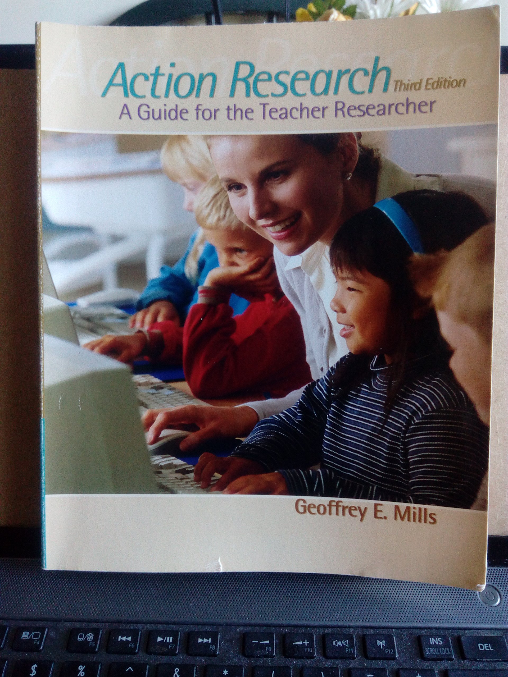 Action Research: A Guide for the Teacher Researcher (3rd Edition) - Practical Classroom Strategies & Professional Development for Educators