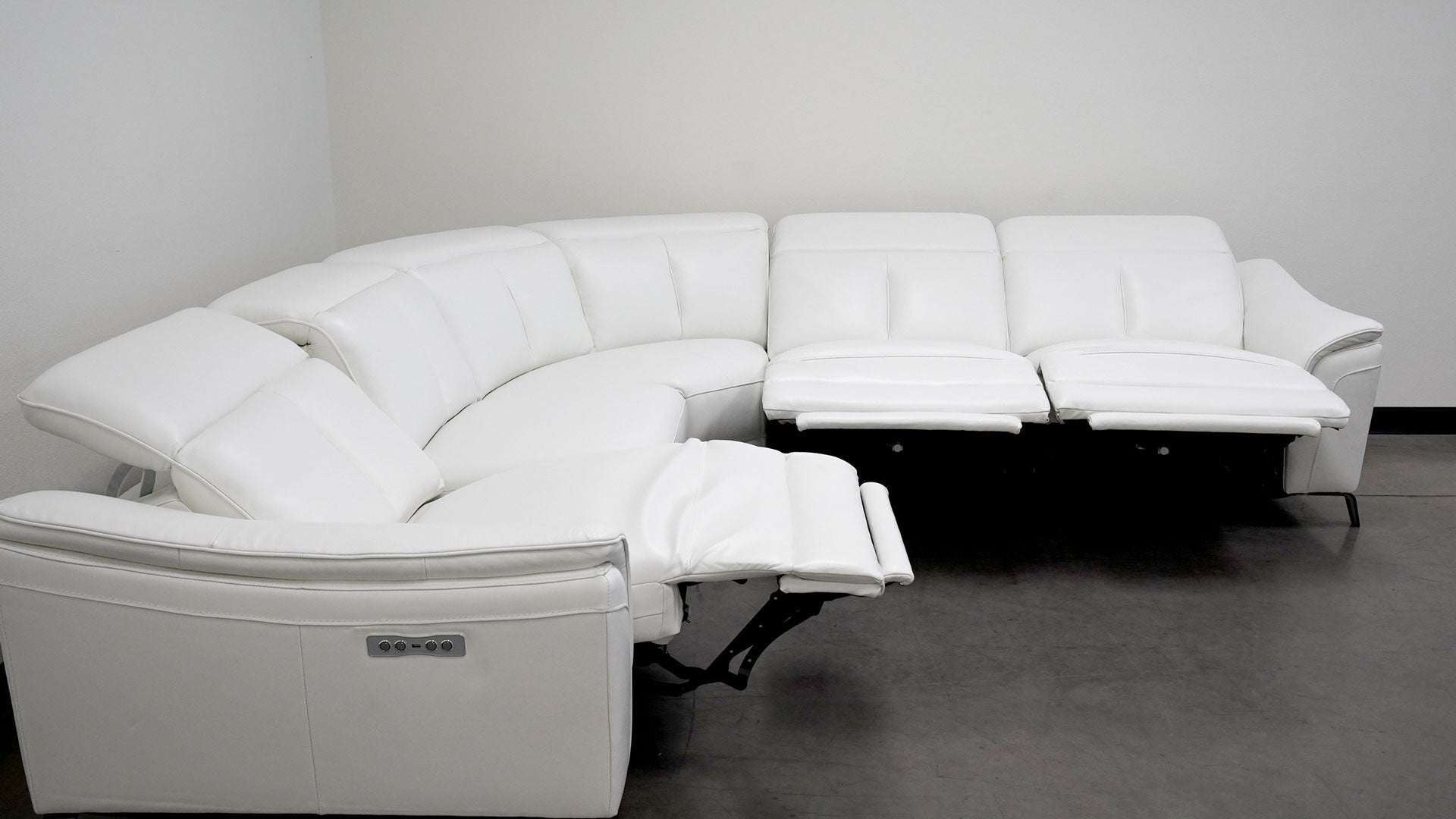 Modern Leather Sectional Sofa with Recliners - Contemporary L-Shaped Couch for Living Room, Home Theater & Family Gatherings