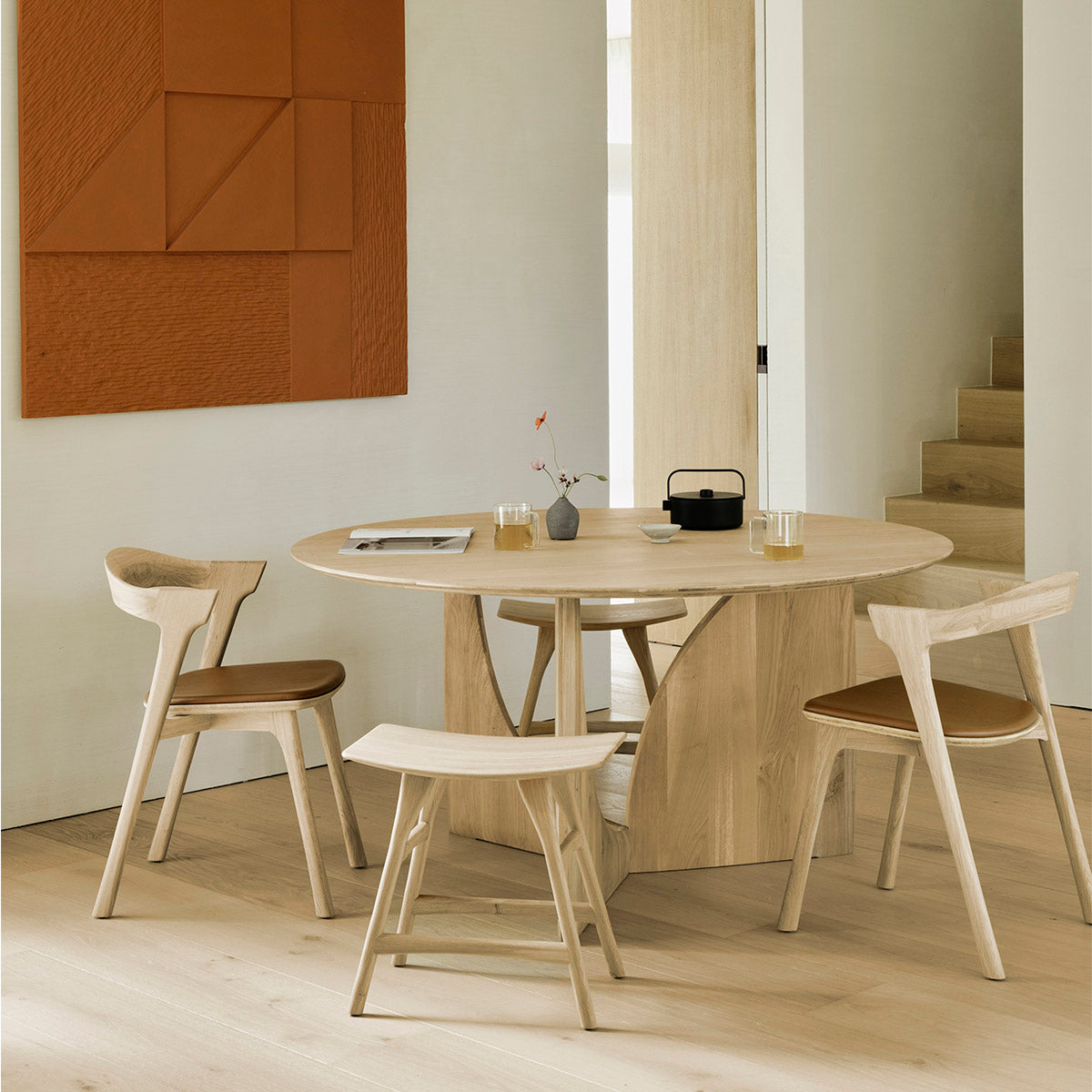 Modern Geometric Round Dining Table for 4-6 People - Perfect for Small Spaces, Kitchens & Breakfast Nooks - Solid Wood Dining Table with Sleek Design