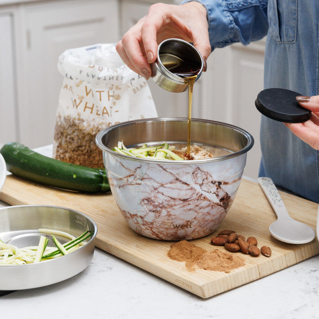 Premium Calacatta Gold Marble Salad Bowl Set - 1.9L Capacity - Elegant Serving Bowl for Salads, Fruits & Appetizers - Perfect for Dinner Parties, Picnics & Home Entertaining