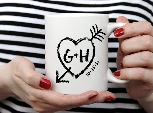 Personalized 15 oz Coffee Mug with Initials & Heart Arrow Design - Perfect for Gifts, Office Use, and Daily Coffee Lovers