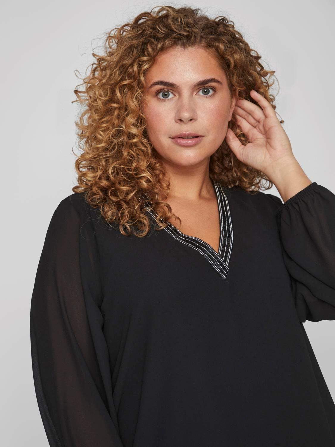 Anlis Women's V Neck T-Shirt - Soft Stretch Casual Basic Tee for Everyday Wear (Black) | Perfect for Work, Outfits & Layering