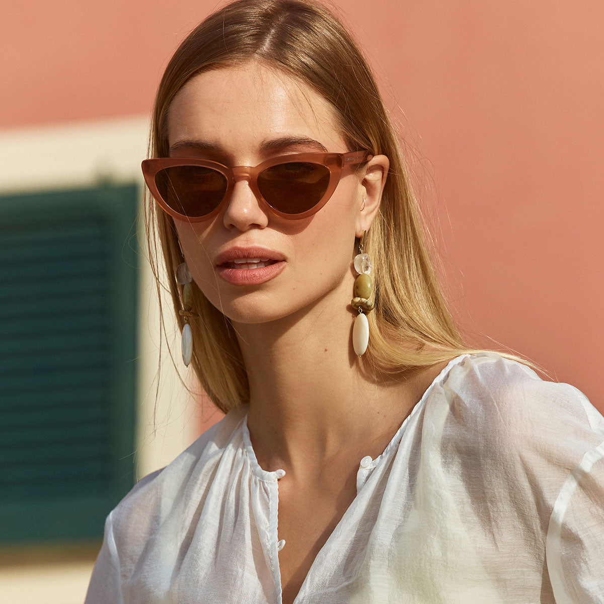 Villain Sunglasses for Women - Stylish Rose Gold Frame UV Protection - Perfect for Outdoor Activities, Beach, and Fashion