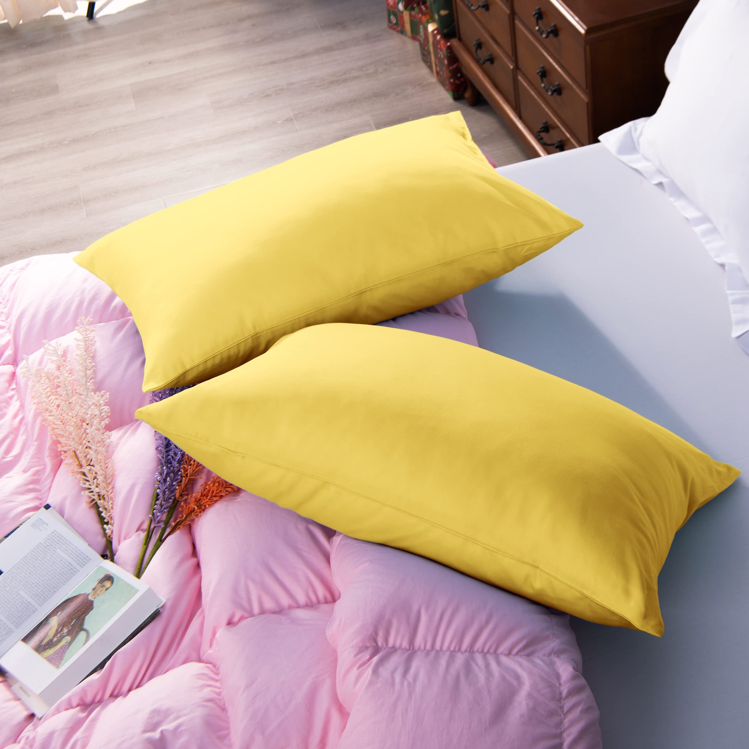 Premium Egyptian Cotton Queen Pillowcases Set of 2 - 500 Thread Count Soft & Breathable Envelope Closure Pillow Covers (20x30 Inches) - Mustard Yellow Luxury Bedding for Hotels, Guest Rooms & Home Decor
