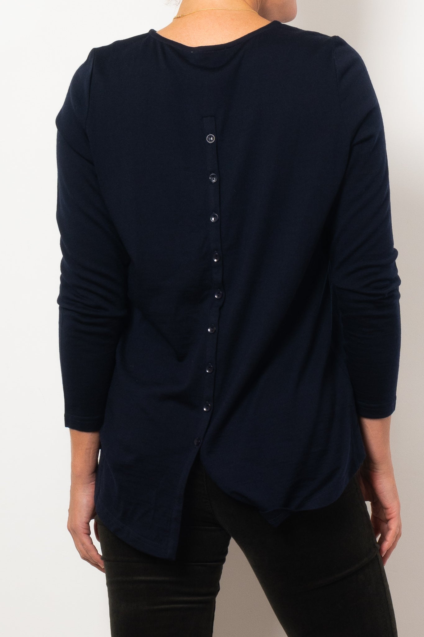 Vassalli Merino Wool Back Button Top for Women - Soft & Comfortable Pullover Sweater for Fall & Winter Layering