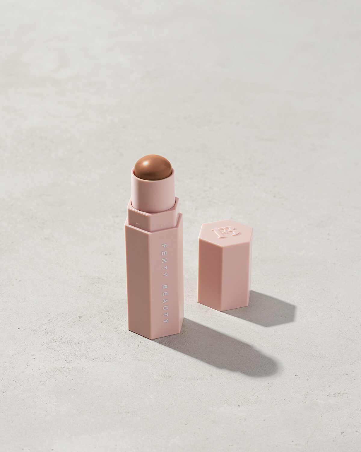 Fenty Beauty Match Stix Matte Skinstick - Mocha Medium-Dark Contour Stick for Cheekbones & Jawline | Creamy Blendable Formula for Easy Contouring & Highlighting | Perfect for Everyday Makeup & Professional Looks