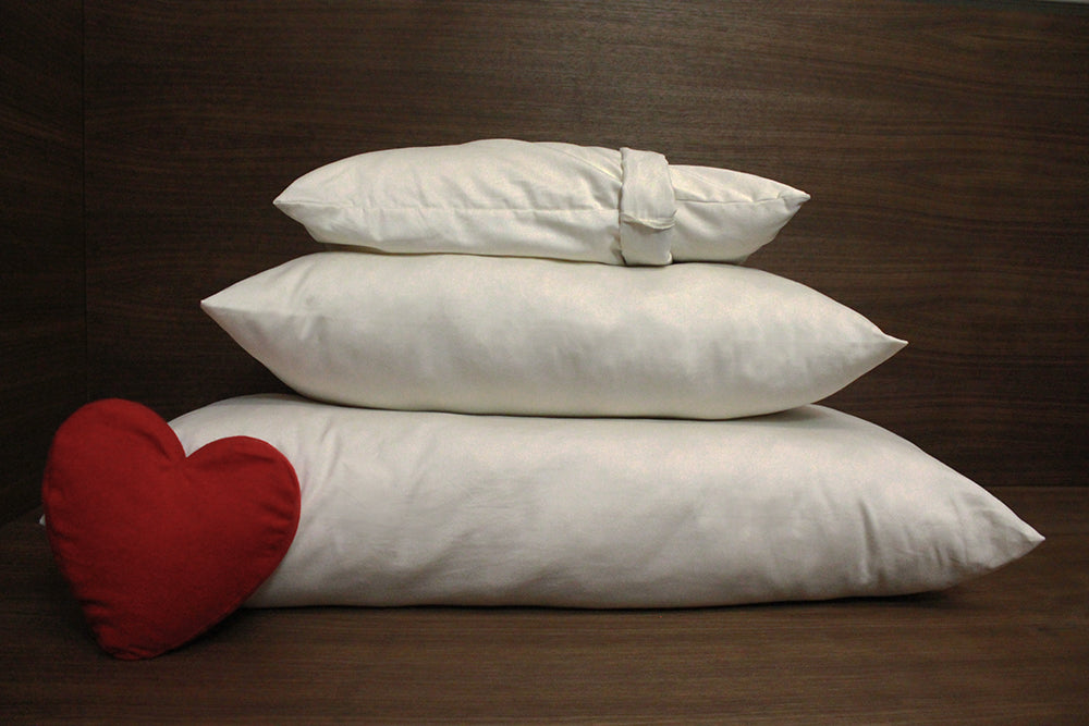Organic Shredded Latex Pillows for Side & Back Sleepers - Hypoallergenic & Breathable Bed Pillow for Neck Pain Relief - Perfect for Home, Travel & Guest Rooms