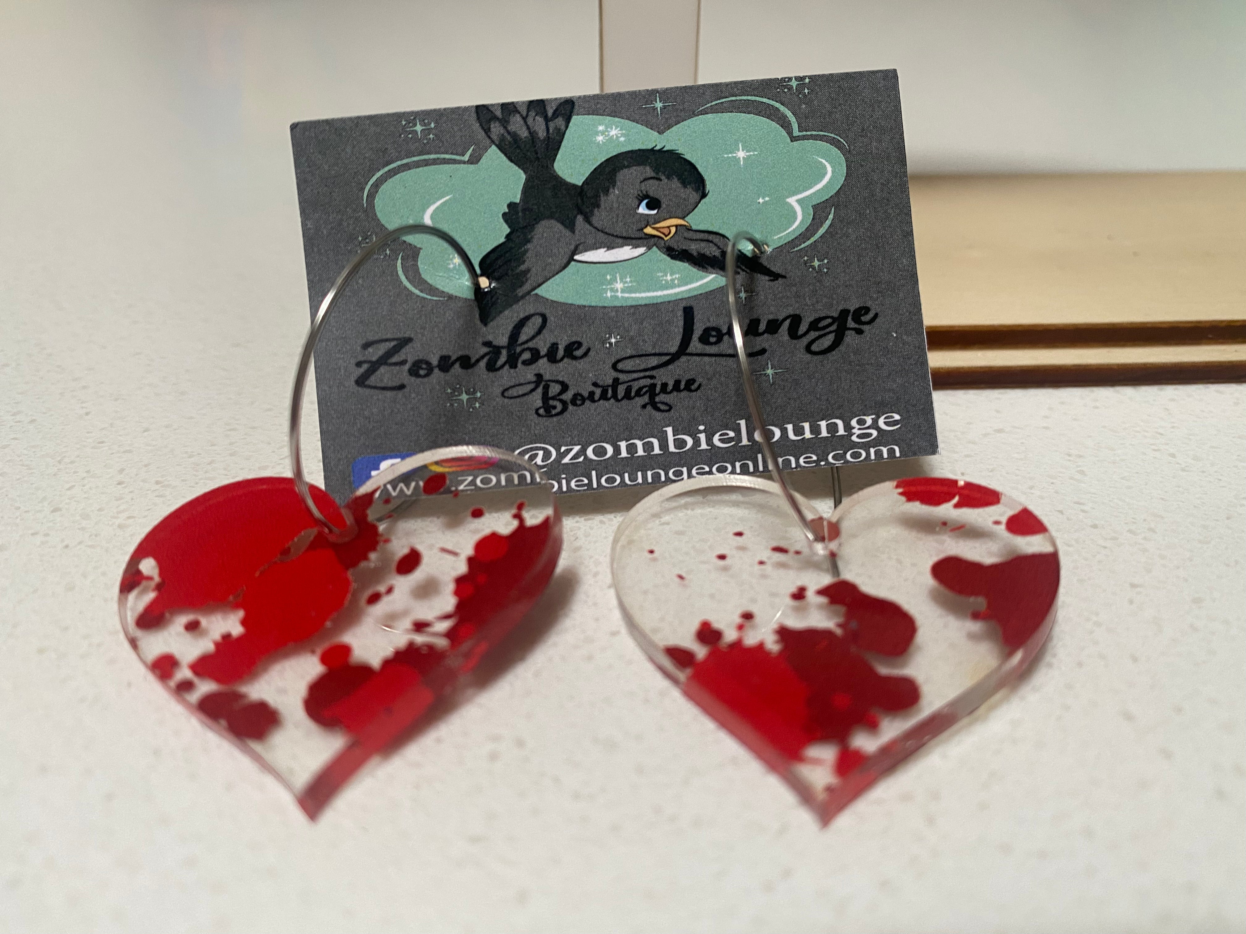 Gothic Blood Splatter Dangle Earrings for Women - Halloween Vampire Goth Jewelry - Perfect for Cosplay, Horror Parties & Alternative Fashion