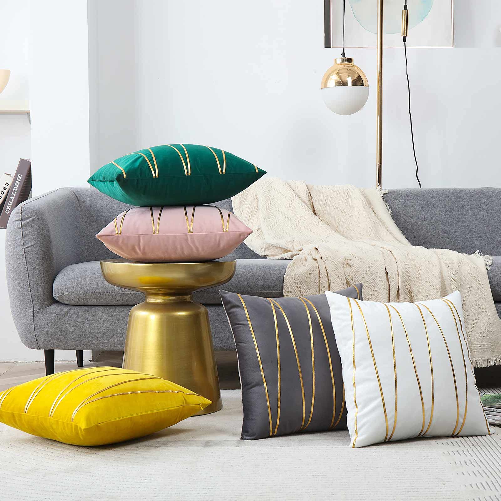 WACOMECO Soft Velvet Throw Pillow Covers (Set of 2) - 16x16 Inch Decorative Cushion Covers for Sofa, Bedroom, Living Room & Car - White & Gold Luxury Home Decor - Perfect for Cozy Reading Nooks & Stylish Interior Design
