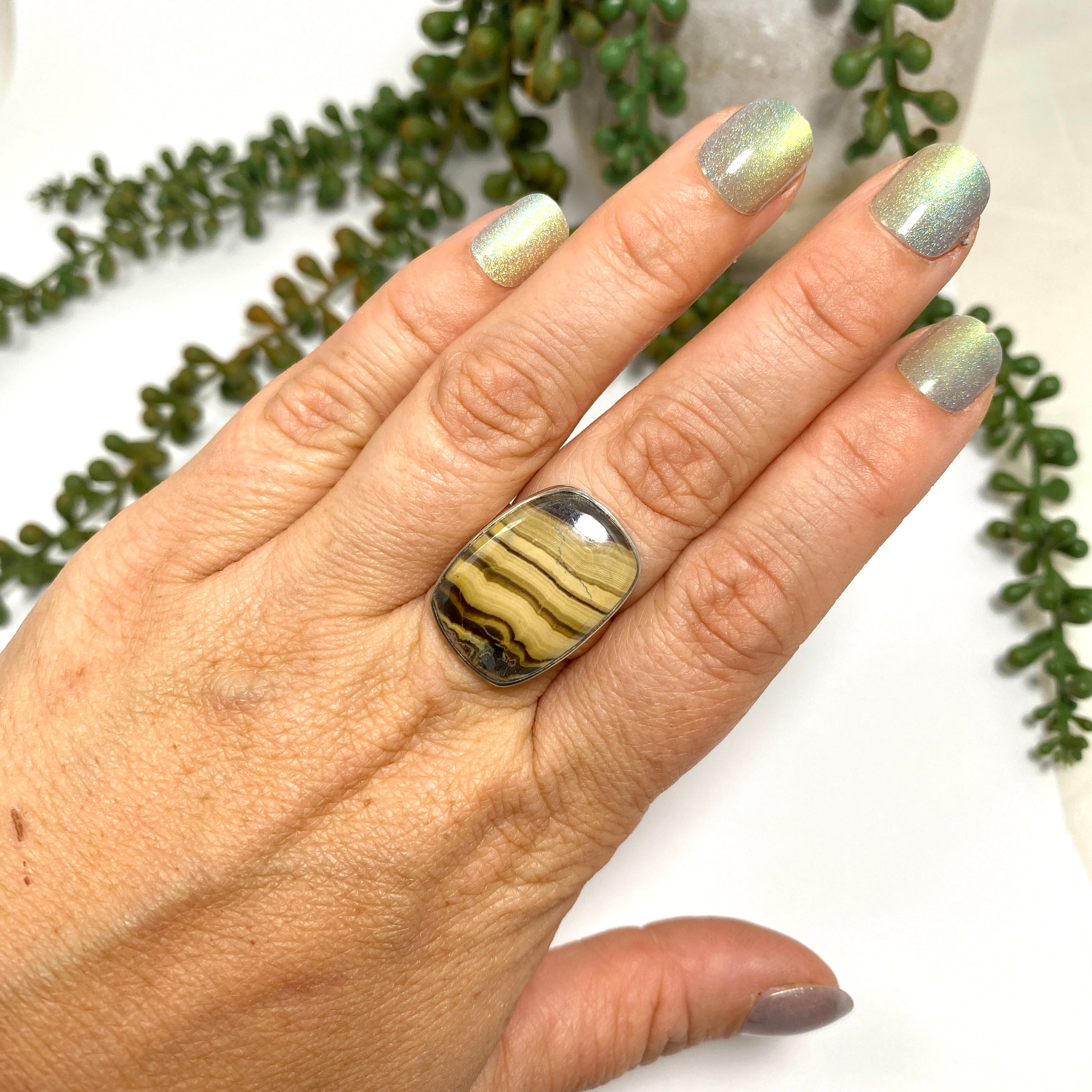 Schalenblende Rectangular Cabochon Ring - Size 8 - KRGJ3392 - Elegant Handmade Jewelry for Women, Perfect for Weddings, Parties & Special Occasions