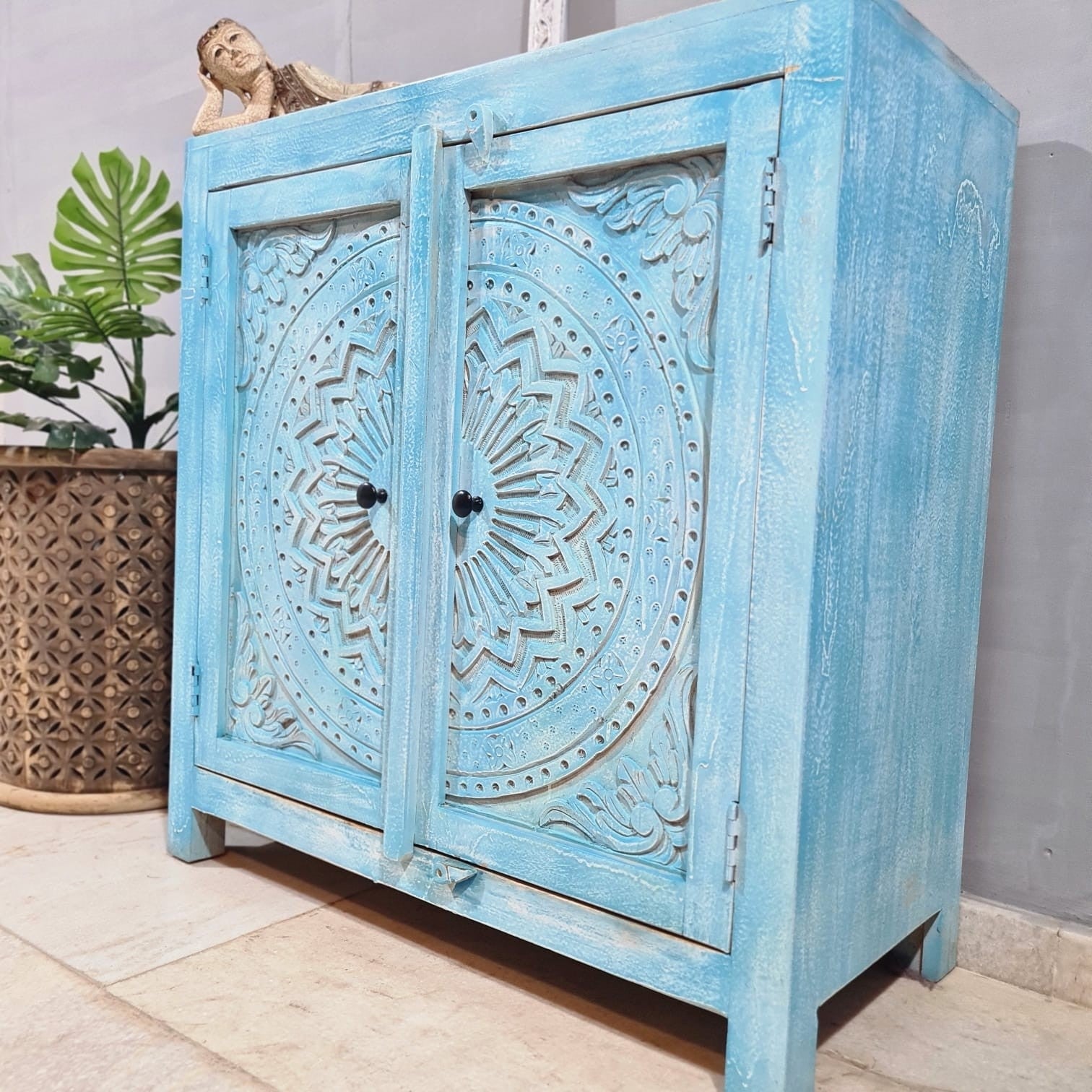 Handmade Carved Indian Solid Hardwood Cabinet with Floral Pattern - Blue (35.4
