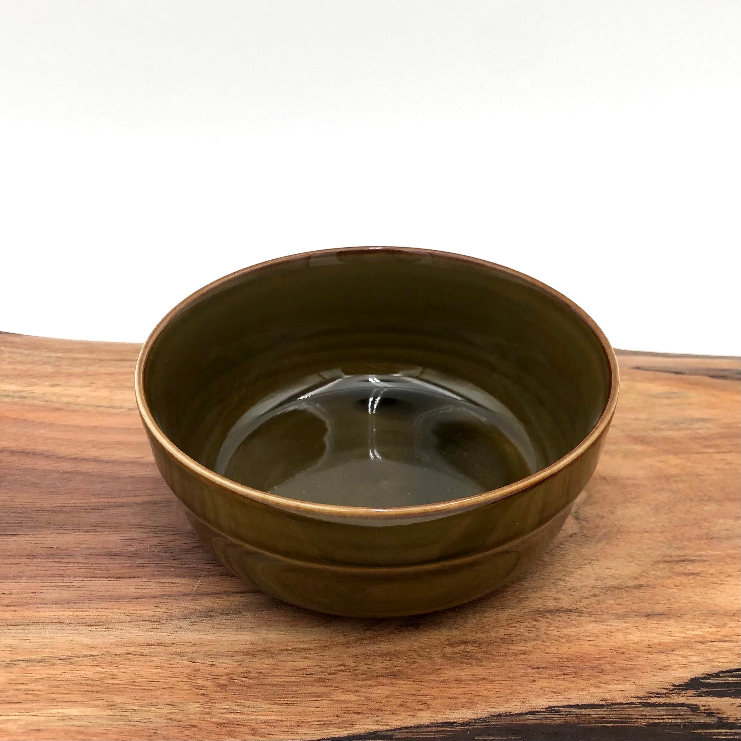 TRIPWARE Japan Recycled Stoneware Ceramic Bowl - Medium Wide Size, Eco-Friendly Dinnerware Set (Assorted Colors) - Perfect for Soup, Salad, Rice & Home Decor