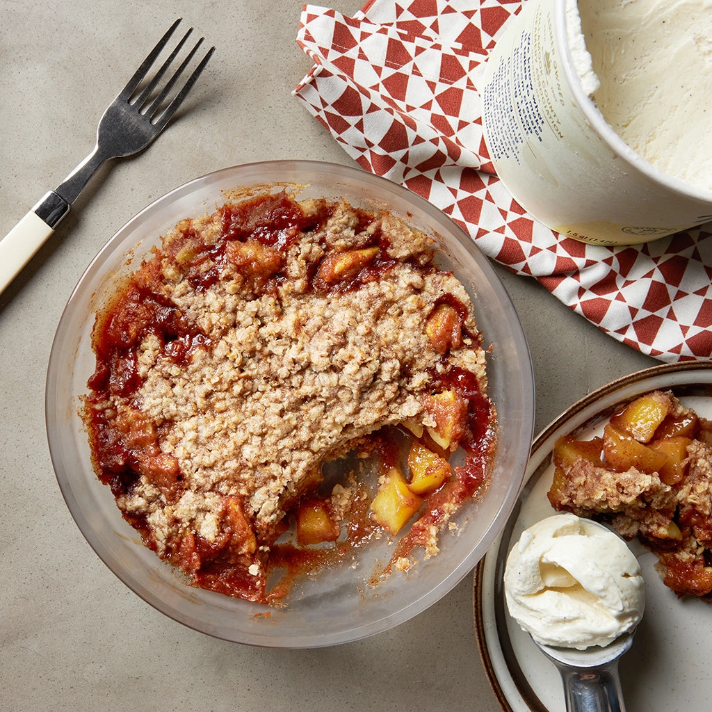 Delicious Homemade Apple Crumble Dessert - Easy Recipe for Classic American Apple Crisp | Perfect for Thanksgiving, Family Gatherings & Cozy Fall Baking