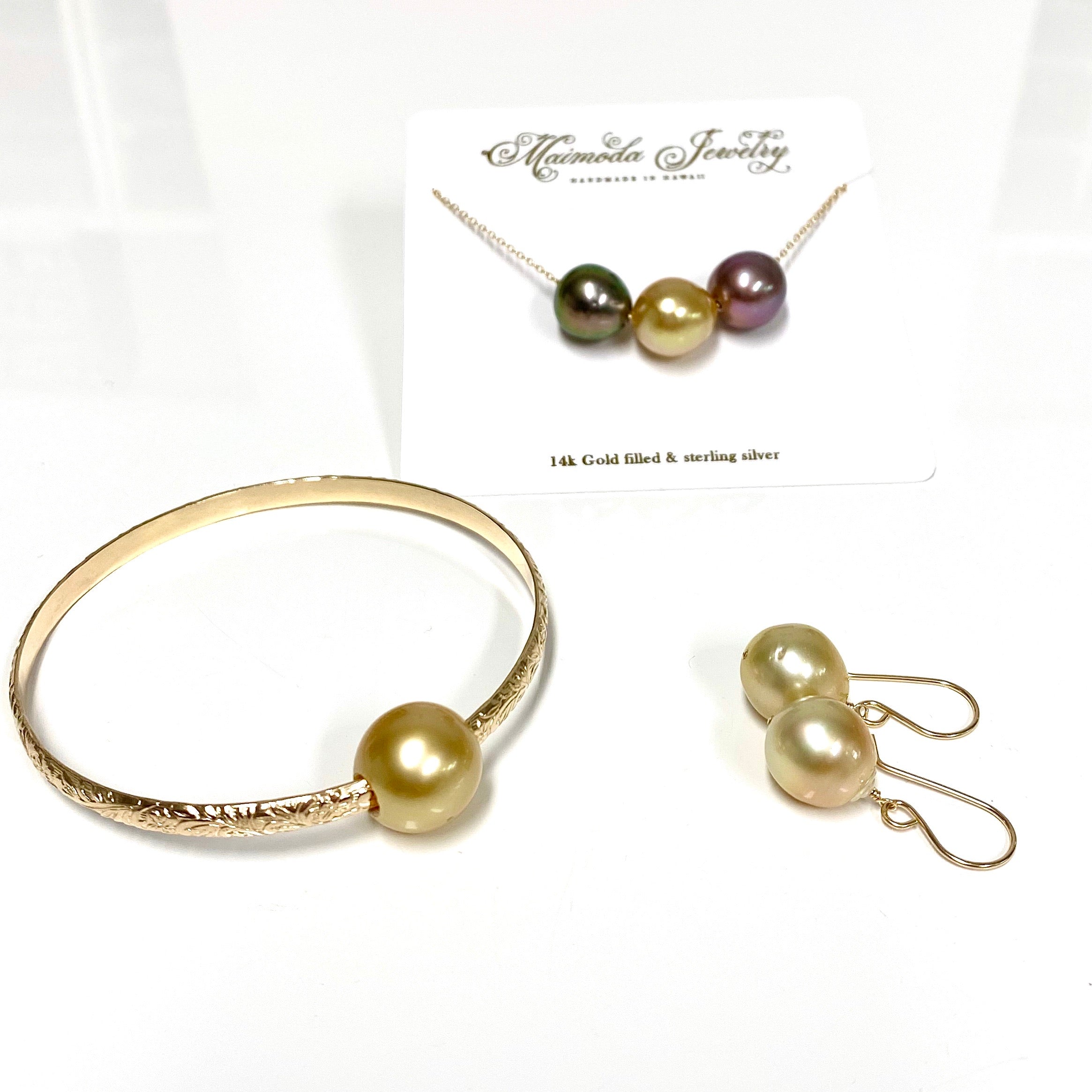 Elegant Triple Pearl Necklace for Women - Classic & Timeless Jewelry Gift for Brides, Parties & Special Occasions