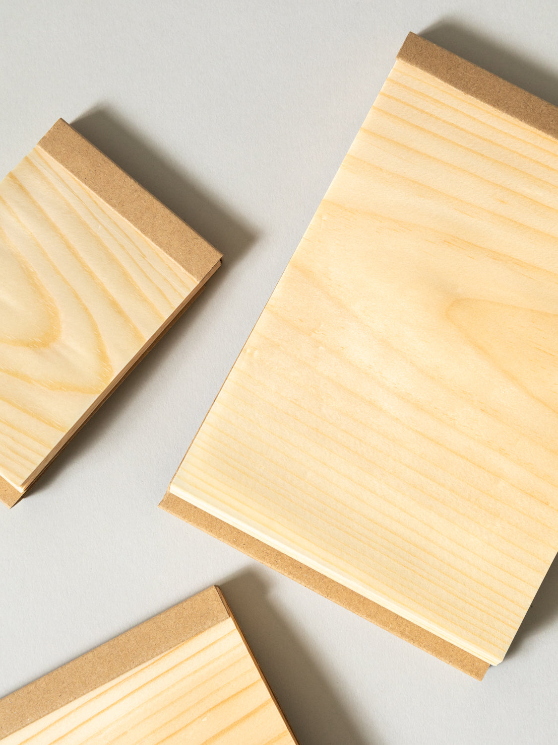 Kizara Wooden Memo Pad - Eco-Friendly Wood Sheet Notepad for Office, Home & School - Perfect for Notes, Lists & Reminders