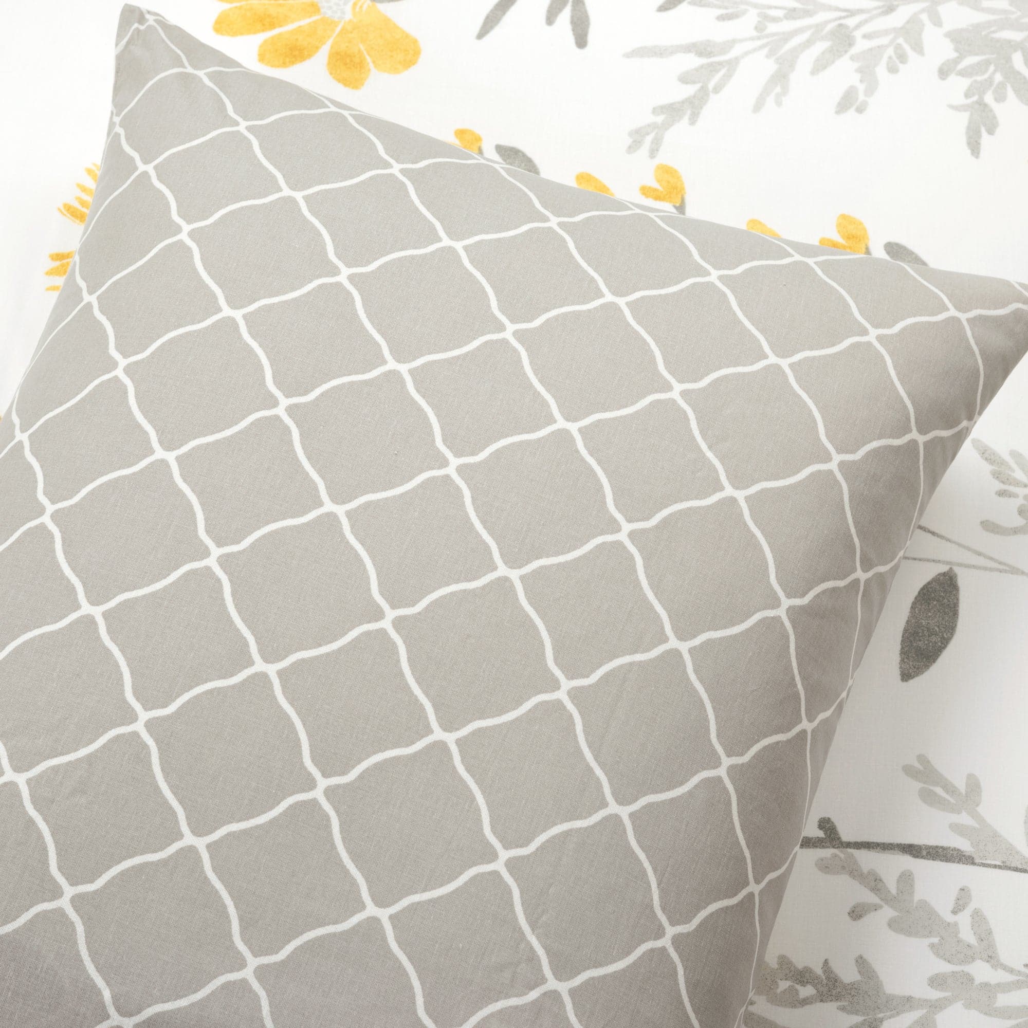 Reversible Cotton Duvet Cover 3-Piece Set - Soft & Breathable Bedding for All Seasons | Perfect for Master Bedroom, Guest Room & Dorm Decor