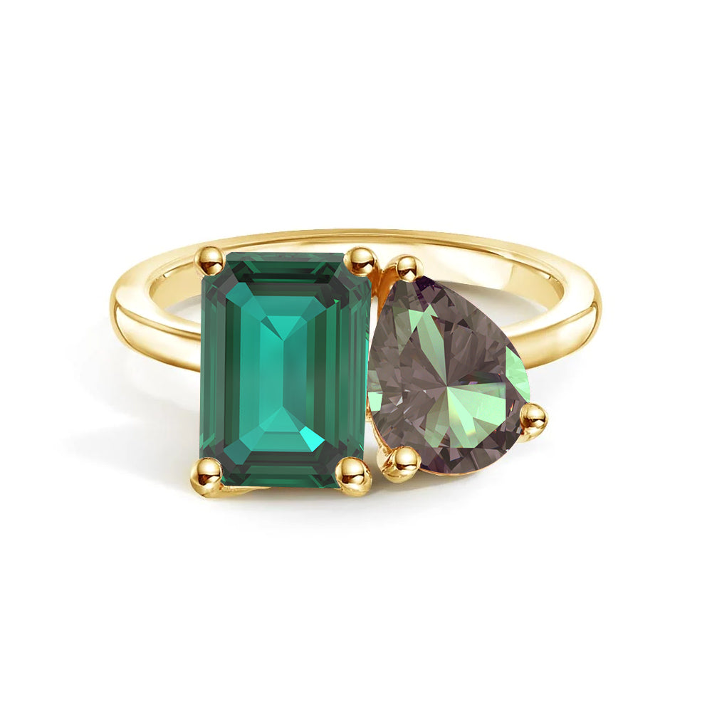 Toi et Moi Personalized Emerald Birthstone Ring - Custom Anniversary Jewelry for Couples, Women's Birthstone Engagement Ring - Perfect for Valentine's Day, Wedding Proposal & Romantic Gifts