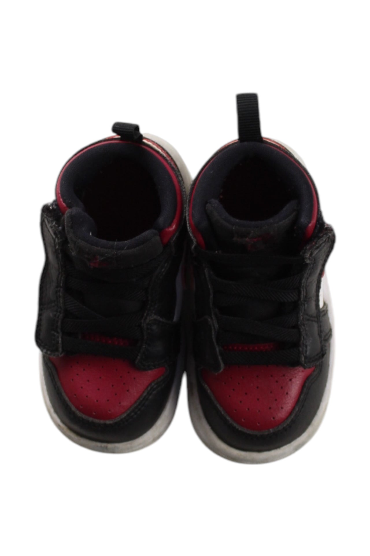 Air Jordan Sneakers Men's Basketball Shoes Size EU 22 - Perfect for Streetwear, Gym & Casual Outfits
