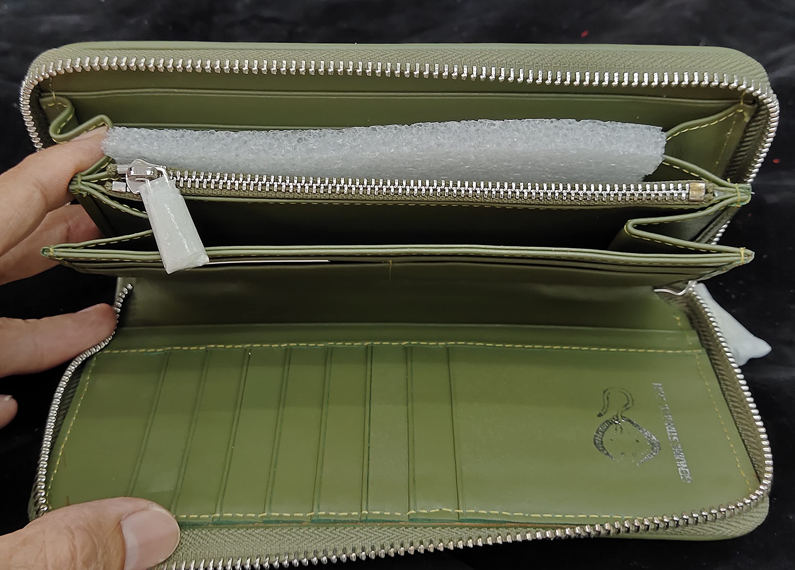 Genuine Stingray Skin Leather Long Wallet for Women - 2 Large Compartments, 1 Zip Pocket & 16 Card Slots - Stylish Zip Closure Wallet - Perfect for Everyday Use, Travel & Gift Giving