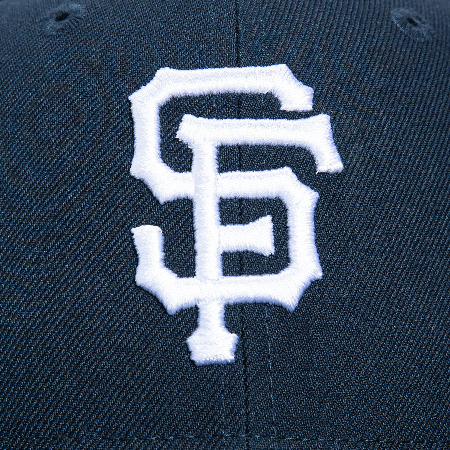 New Era 59Fifty San Francisco Giants Baseball Cap - Navy, Black & White Adjustable Snapback Hat for Men & Women | Perfect for Baseball Games, Streetwear & Sports Fan Gifts