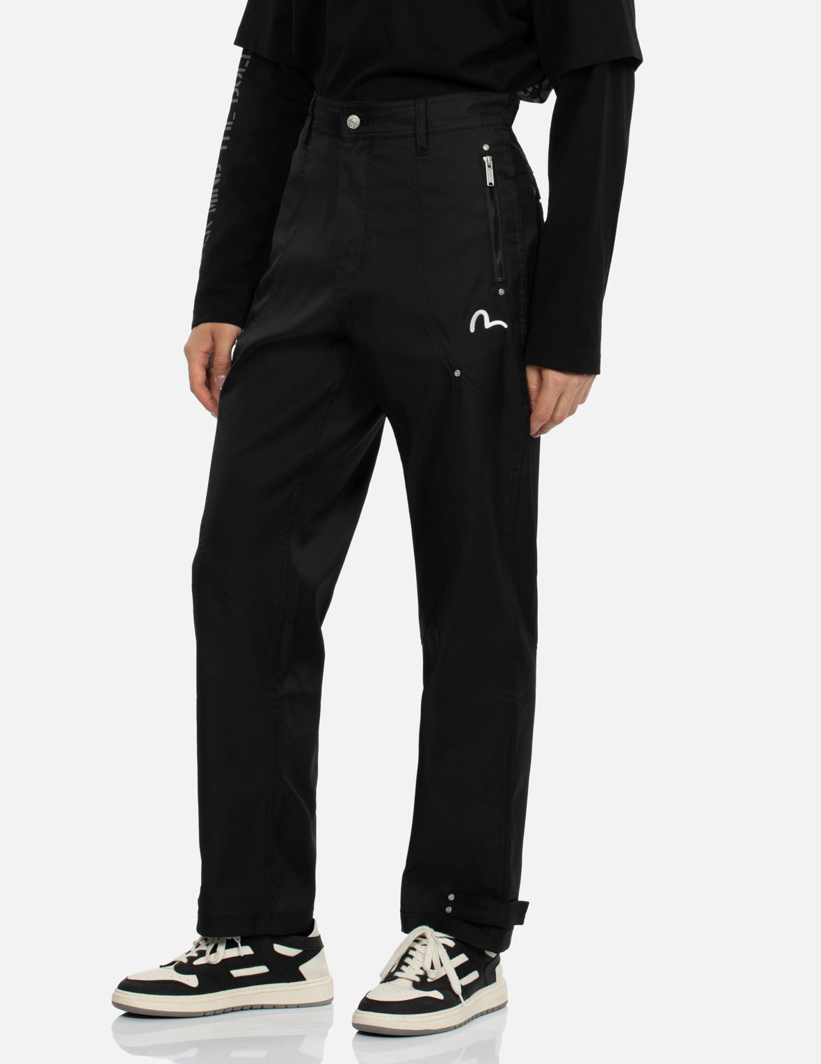Daicock Insert & Kamon Appliqué Loose Fit Patchwork Pants for Men - Trendy Streetwear, Casual Comfort, and Japanese Style Fashion for Everyday Wear