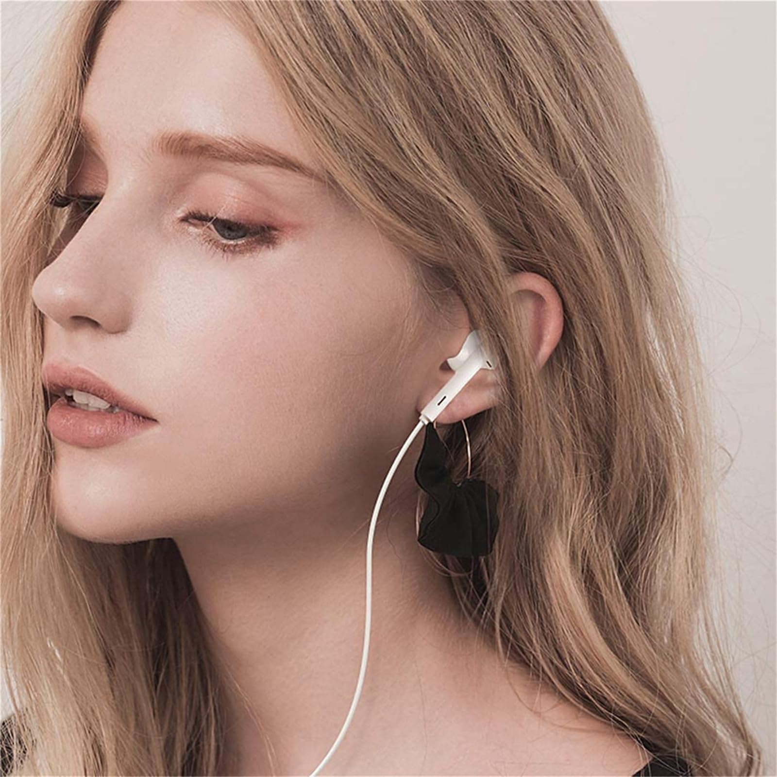 2 Pack MFi Certified Wired Headphones with Microphone & Volume Control - 3.5mm Earbuds Compatible with iPhone, iPad, iPod, Computer, MP3/4 & Android Devices | Perfect for Gaming, Workouts, Commuting & Online Classes