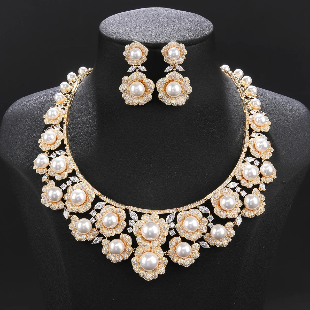 Luxury Flower Necklace for Women - High Quality Zircon Pearls Jewelry Set | Sparkling Bridal Party Costume Accessories | Perfect for Dubai Weddings, Evening Events & Special Occasions