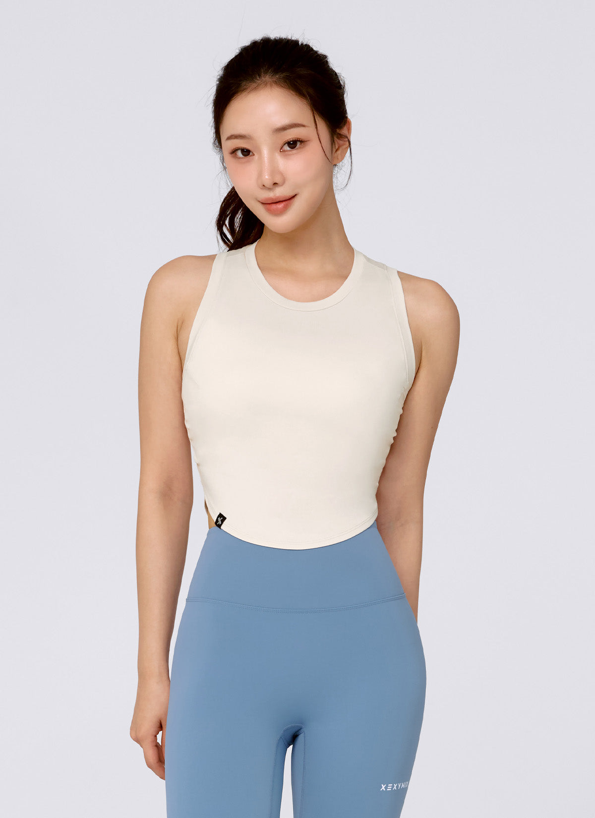 3-Pack XELLA Lightweight Round Neck Sleeveless Tops for Women - Perfect for Summer, Yoga, and Casual Wear