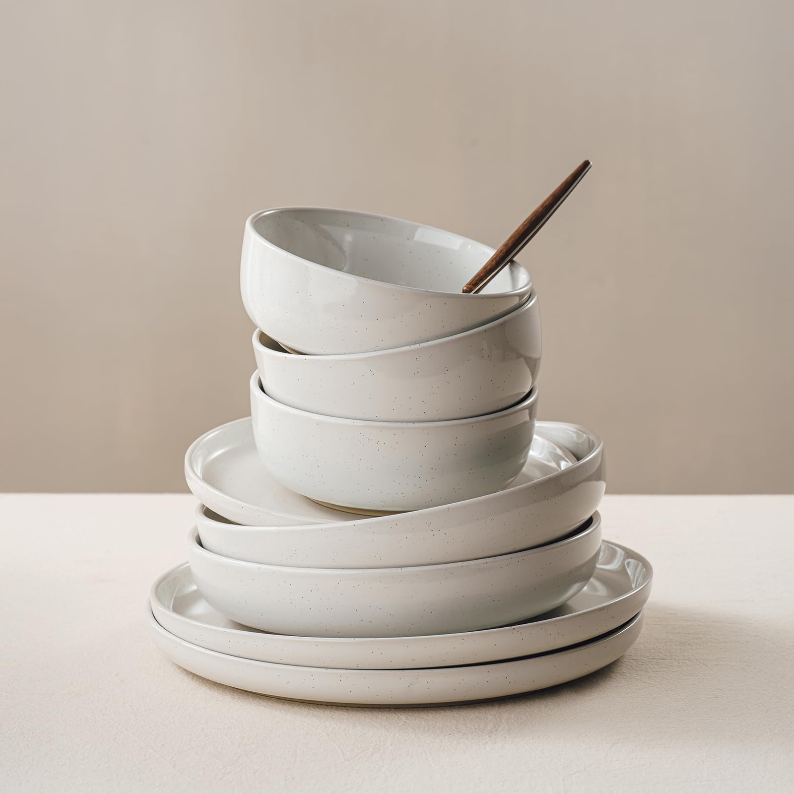 Famiware Milkyway 12-Piece Dinnerware Set - Plates & Bowls for 4 People, White Porcelain Tableware - Perfect for Family Dinners, Parties & Everyday Use