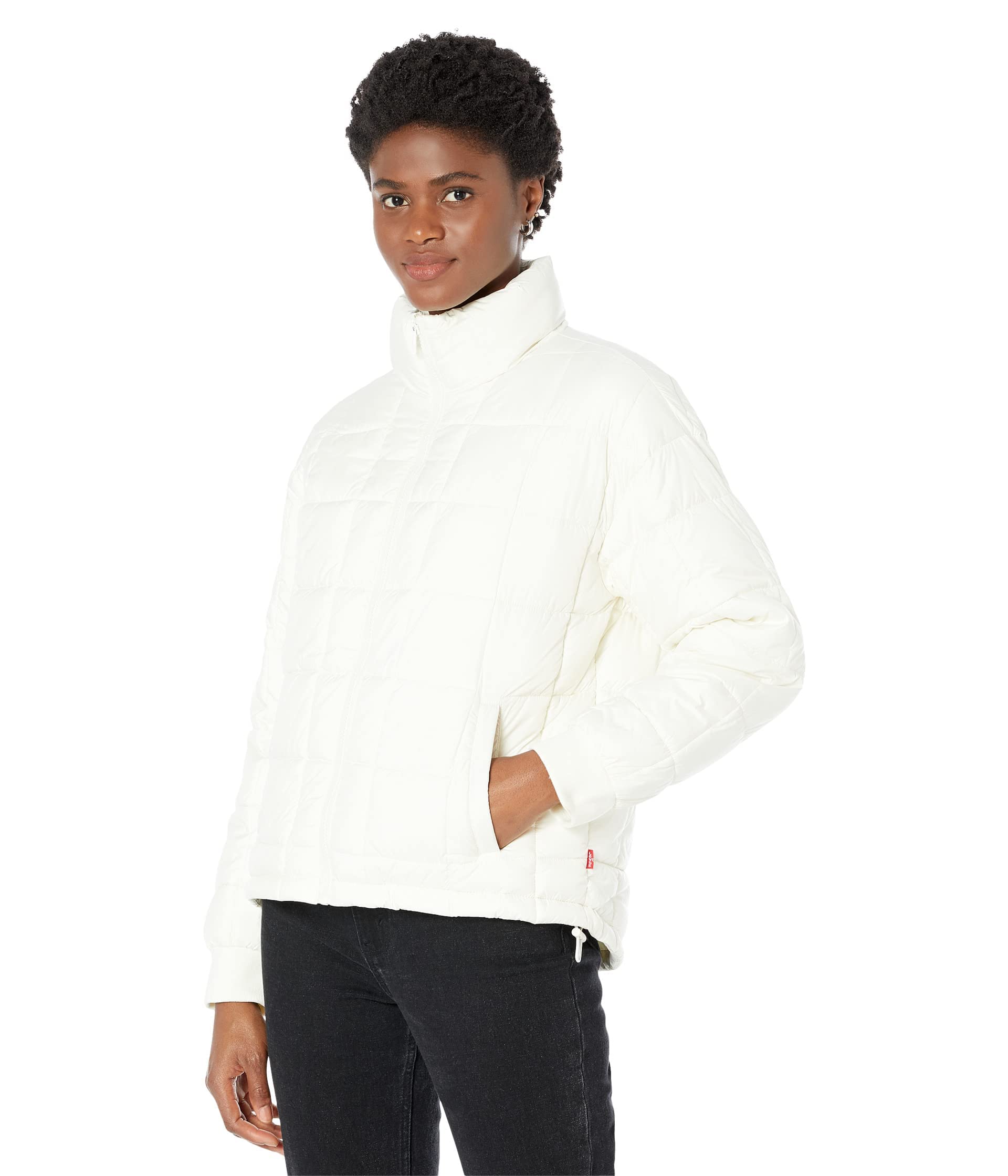 Levi's Women's Box Quilted Puffer Jacket - Lightweight Winter Coat with Hood, Warm Insulated Outerwear for Cold Weather - Perfect for Hiking, Travel & Everyday Wear