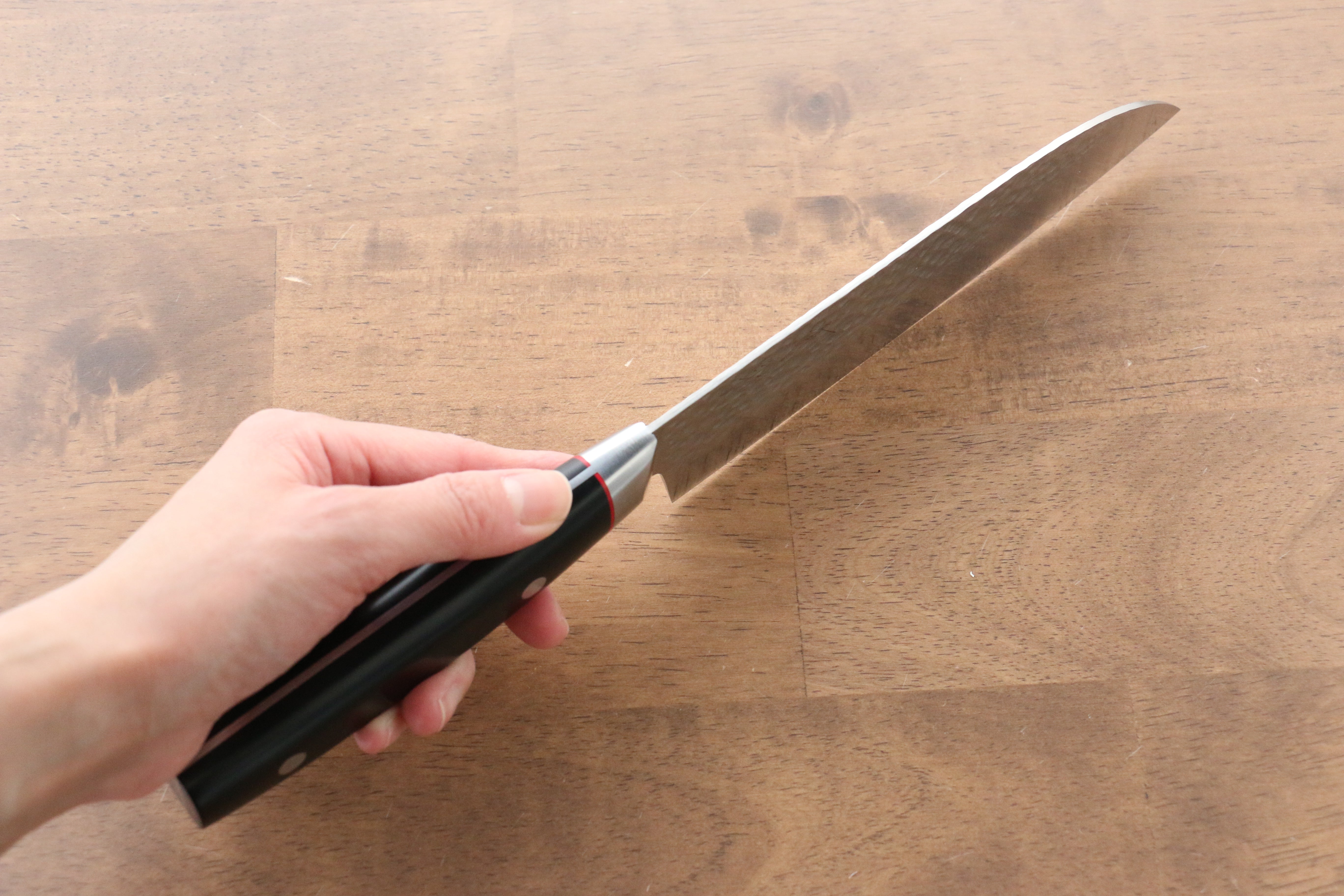 Seisuke PRO J VG10 Hammered Santoku Knife 170mm - Black Micarta Handle - Japanese Kitchen Knife for Slicing, Dicing & Chopping - Perfect for Home Chefs & Professional Cooks