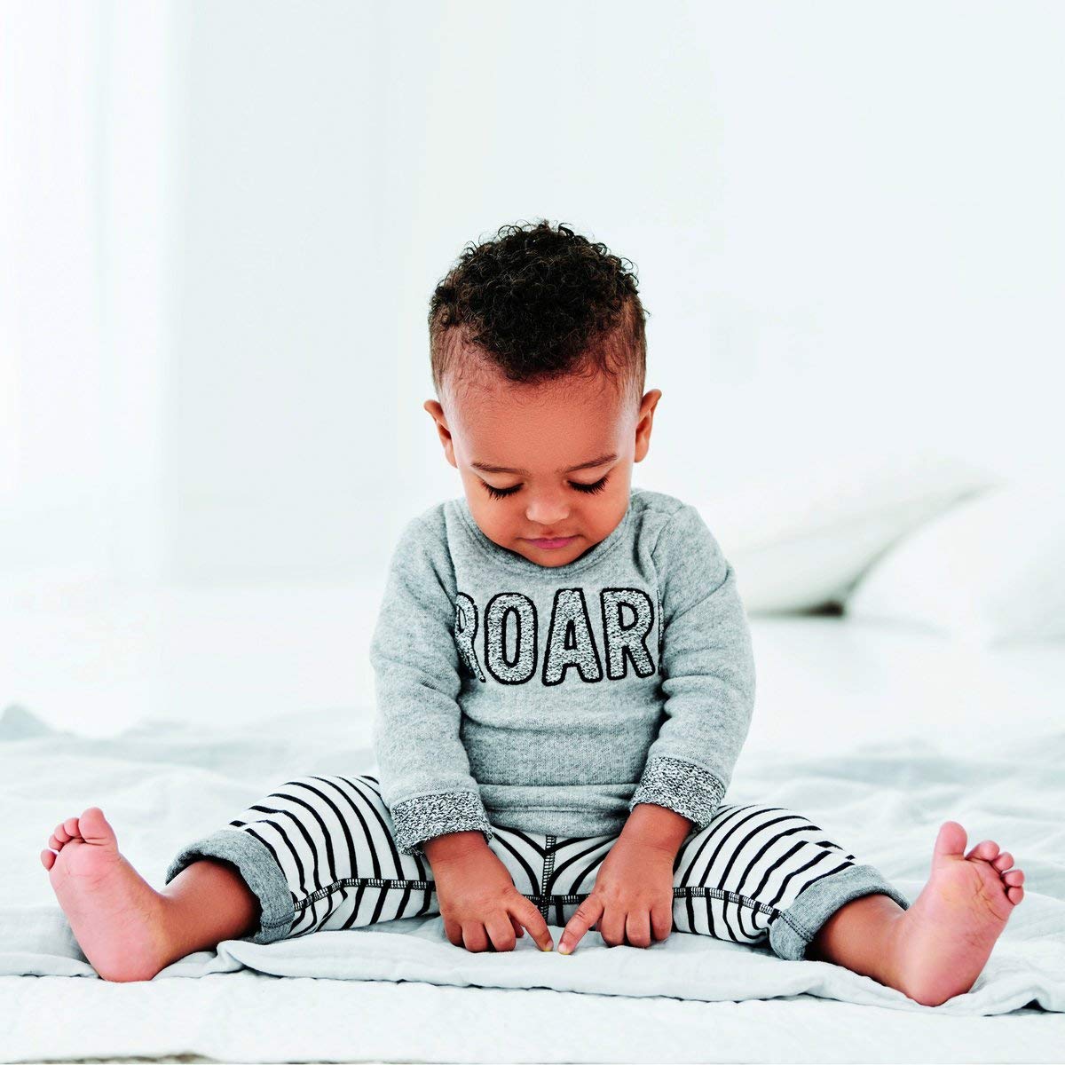 Carter's Infant Boys Gray Roar Baby Sweater Sweatshirt - Soft Cotton Pullover for Newborns & Toddlers - Perfect for Playdates, Family Photos & Cool Weather Outfits