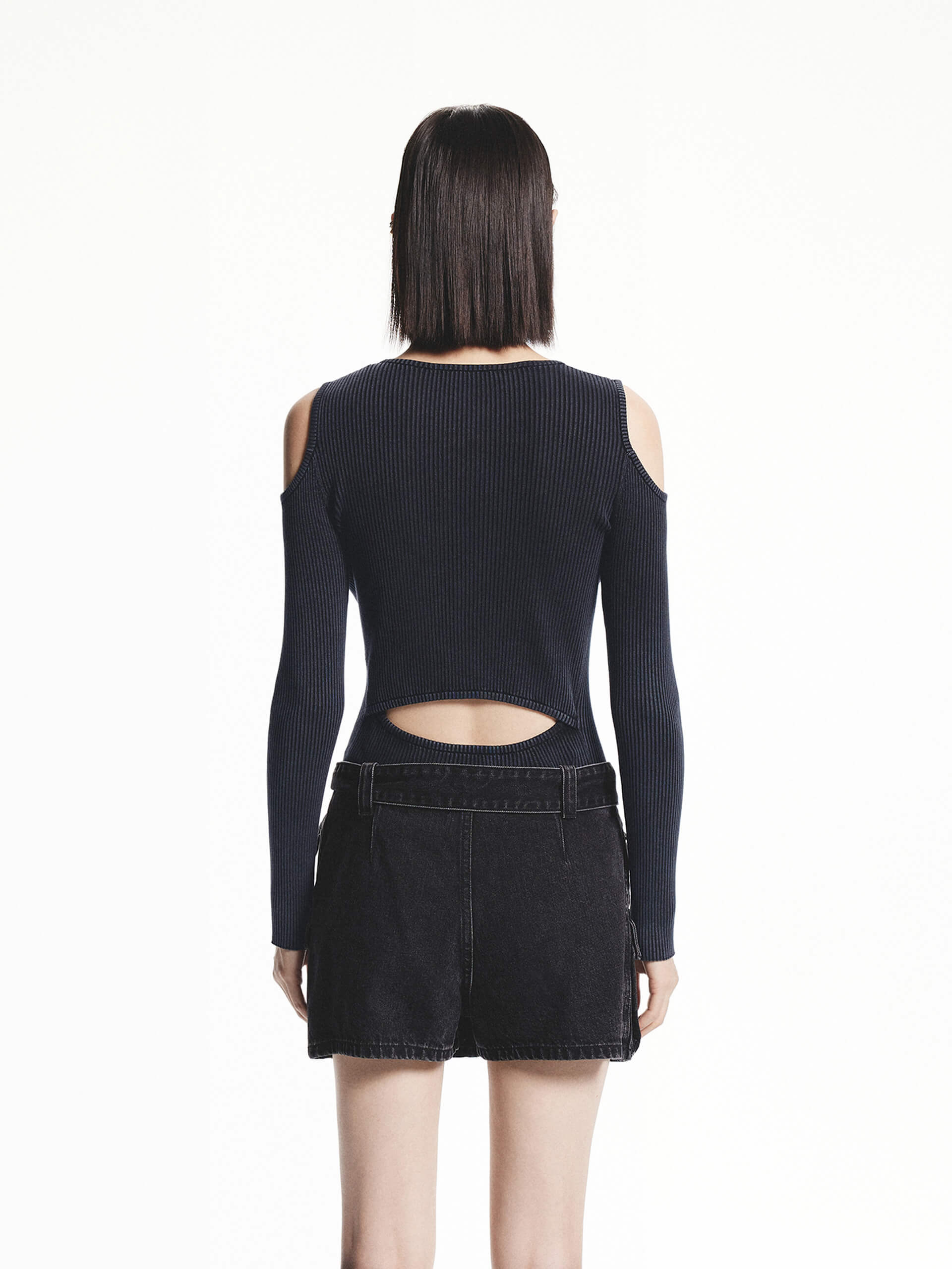 Women's Cut Shoulder Knitted Sweater - Soft & Stylish Off-Shoulder Pullover for Casual Wear & Date Nights | Fall & Winter Fashion