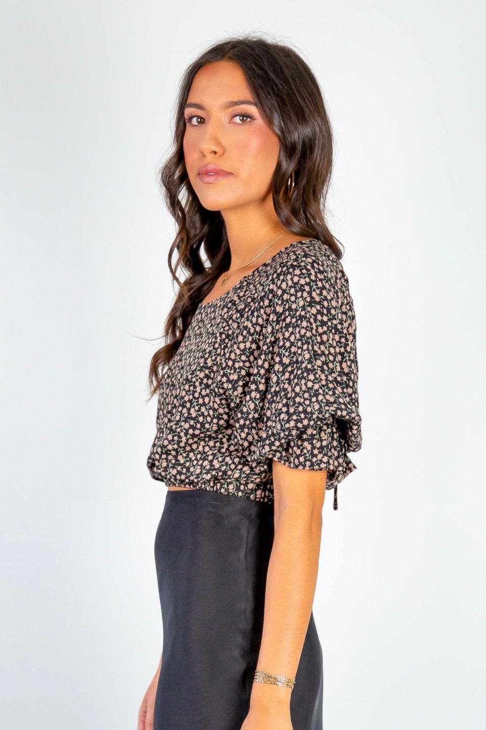Stylish Dare Me Walnut Floral Puff Sleeve Elastic Waist Tie Back Crop Top for Women | Trendy Summer Blouse for Casual Outings, Dates & Beach Vacations