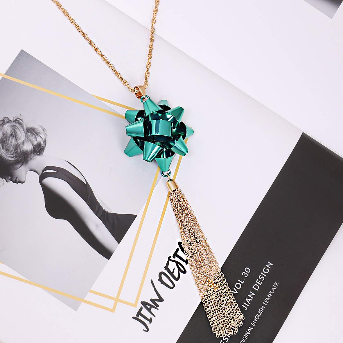 Elegant Christmas Necklace for Women - Xmas Gift with Bow Pendant & Tassel Chain - Perfect for Holiday Parties, Gift Exchanges & Festive Outfits