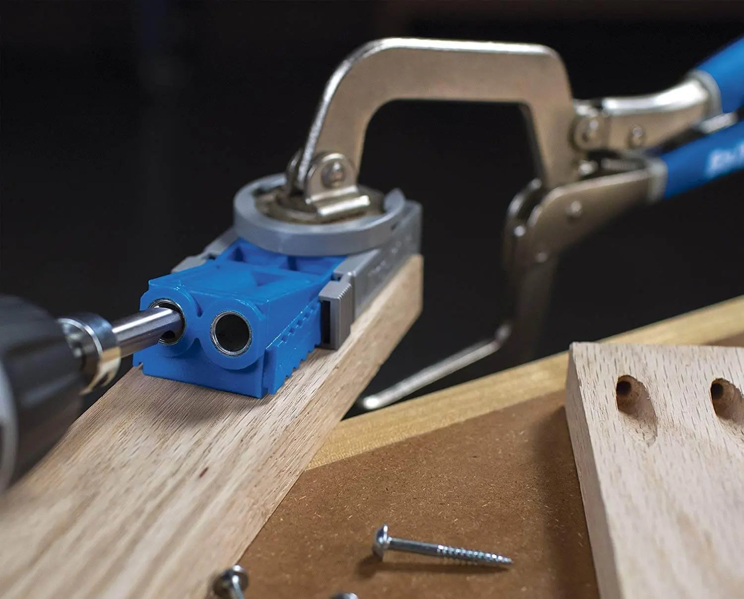 KREG R3 Jr Pocket Hole System - Compact & Portable Woodworking Tool for DIY Projects, Furniture Building, and Home Repairs | Perfect for Small Workshops & On-Site Jobs