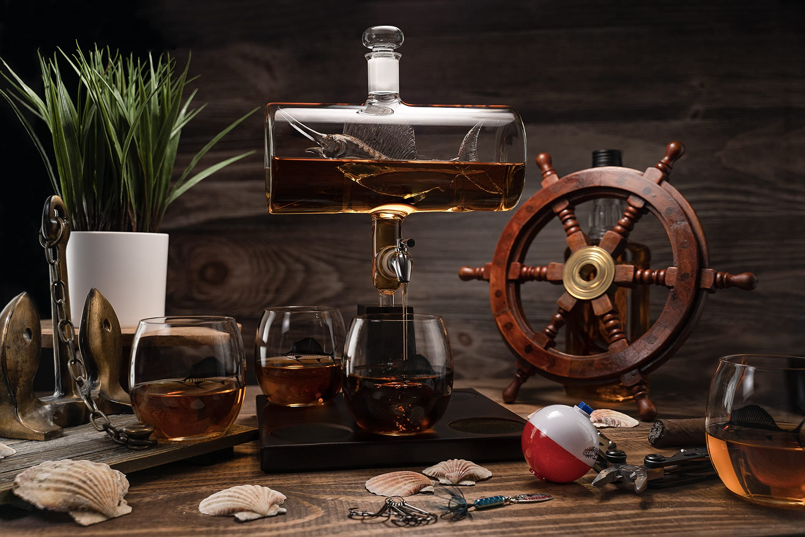 Premium Swordfish & Sailfish Whiskey Decanter Set with 4 Glasses - Fishing & Nautical Themed Bourbon Scotch Liquor Dispenser - Unique Gifts for Fishermen, Dads & Boat Enthusiasts - Perfect for Home Bars, Man Caves & Fishing-Themed Parties