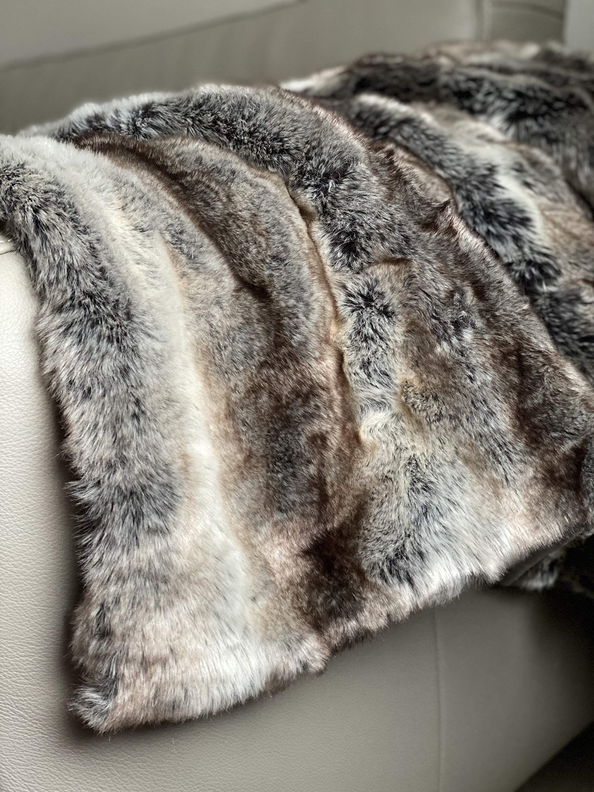 Premium Faux Fur Throw Blanket - Ultra Soft Oversized Reversible Plush Velvet Blanket for Couch, Bed & Sofa - Warm Winter Afghan in Tan Grey Wolf, Cream Mink & Blush Chinchilla - Machine Washable (Blush Chinchilla, X-Long) - Perfect for Living Room Decor, Cozy Nights & Gift Giving