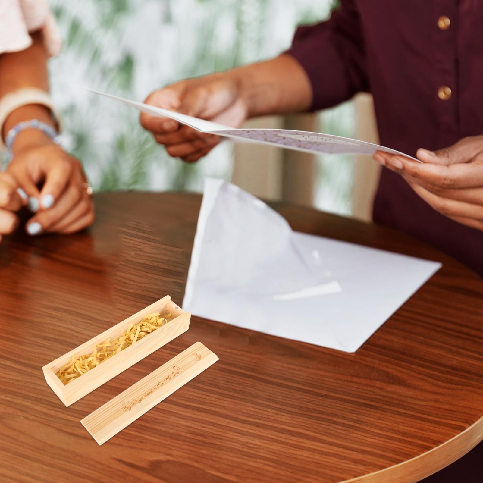 **PRETYZOOM Pregnancy Test Keepsake Box - DIY Wooden Memory Box for Pregnancy Announcement - Gift for Grandparents, Dad & Husband - Gender Reveal & Baby Shower Keepsake**    *(Use for: Surprise pregnancy reveals, sentimental baby shower gifts, gender announcement keepsakes, and family memory preservation.)*