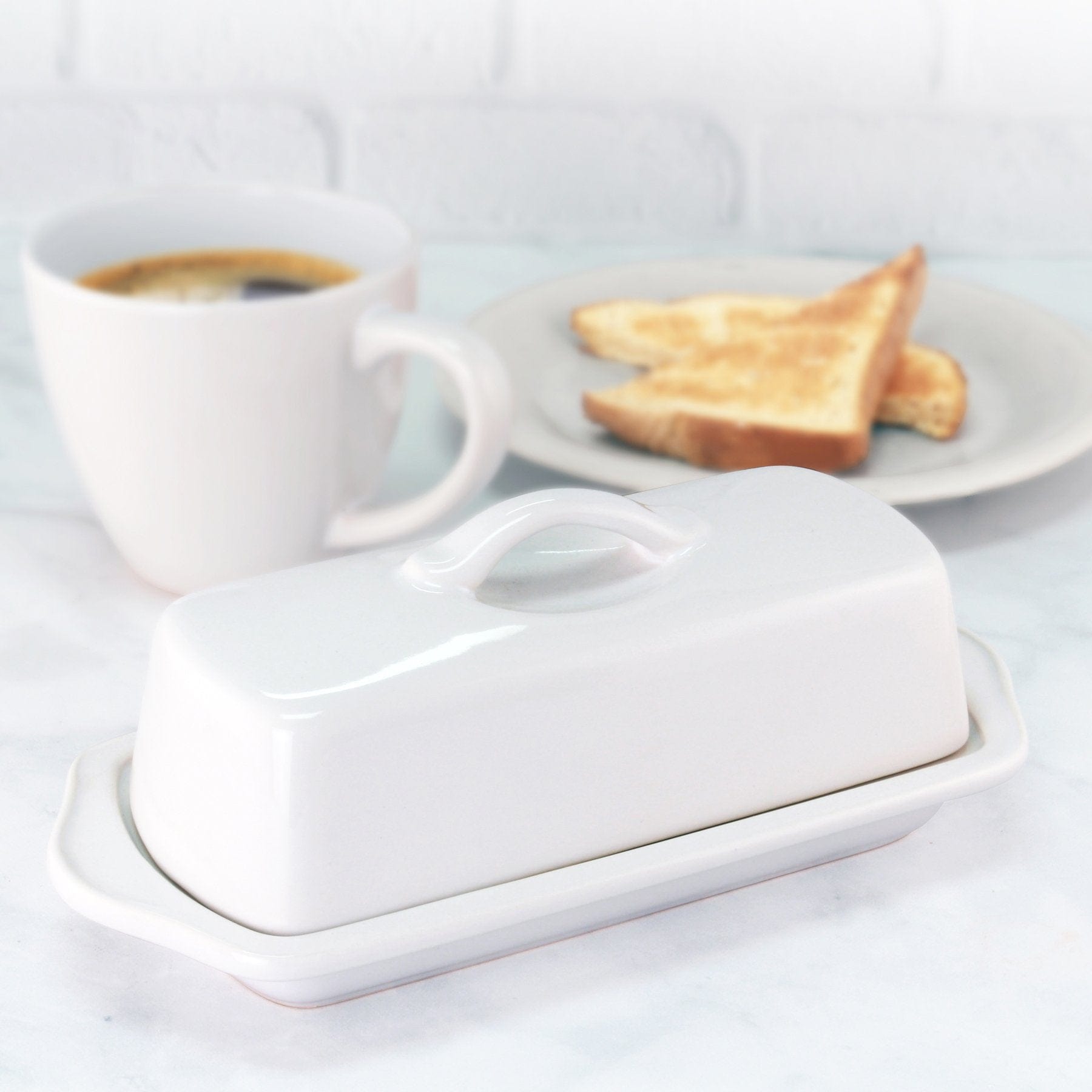 Chantal Butter Dish with Lid - Elegant Ceramic Butter Keeper for Fresh Butter Storage - Perfect for Kitchen, Dining Table, and Breakfast Buffet