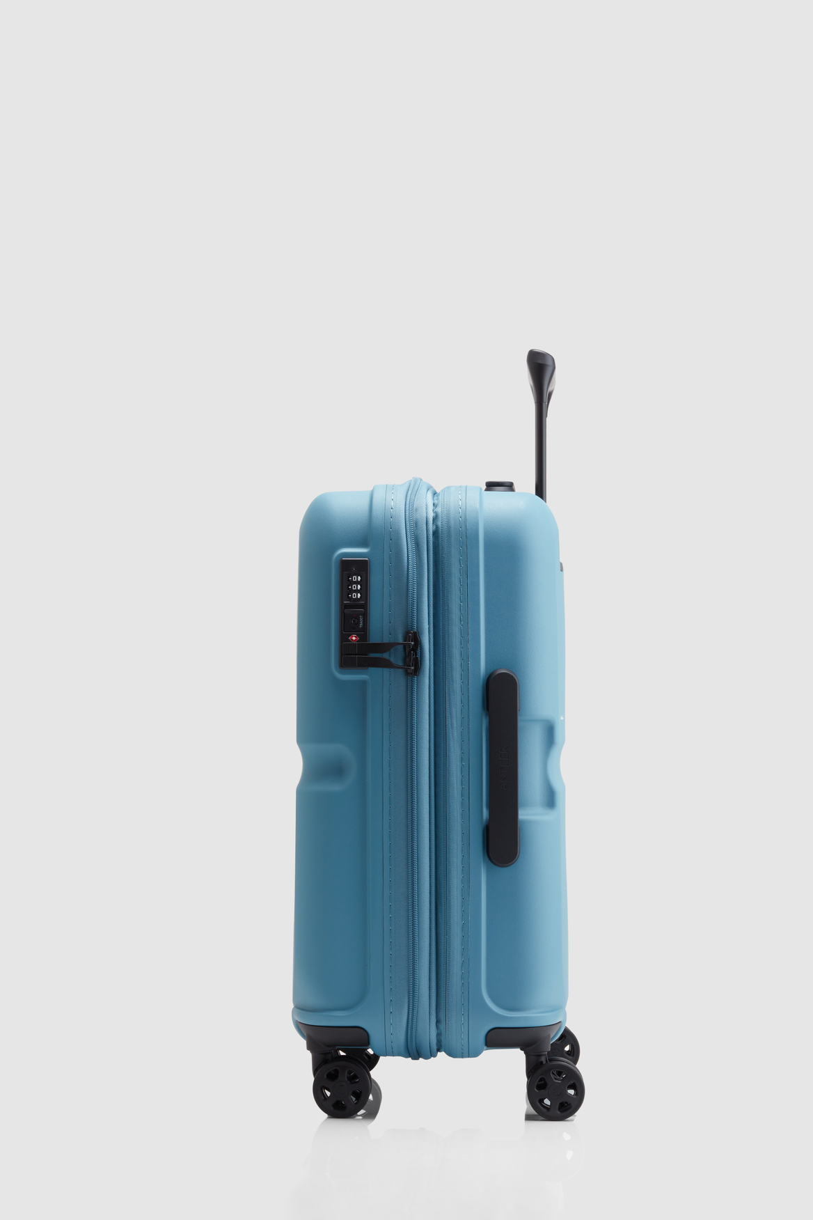 55cm Single Stripe Carry-On Suitcase - Lightweight Luggage for Business Travel & Weekend Getaways