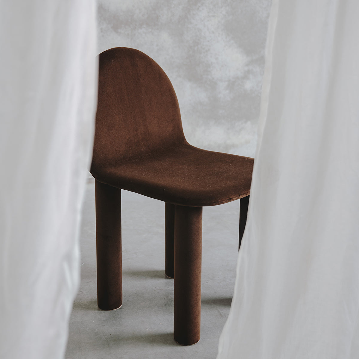 Modern Arch Dining Chair (Avalon) - Solid Wood Mid-Century Style Dining Room Chair for Kitchen, Breakfast Nook & Home Decor