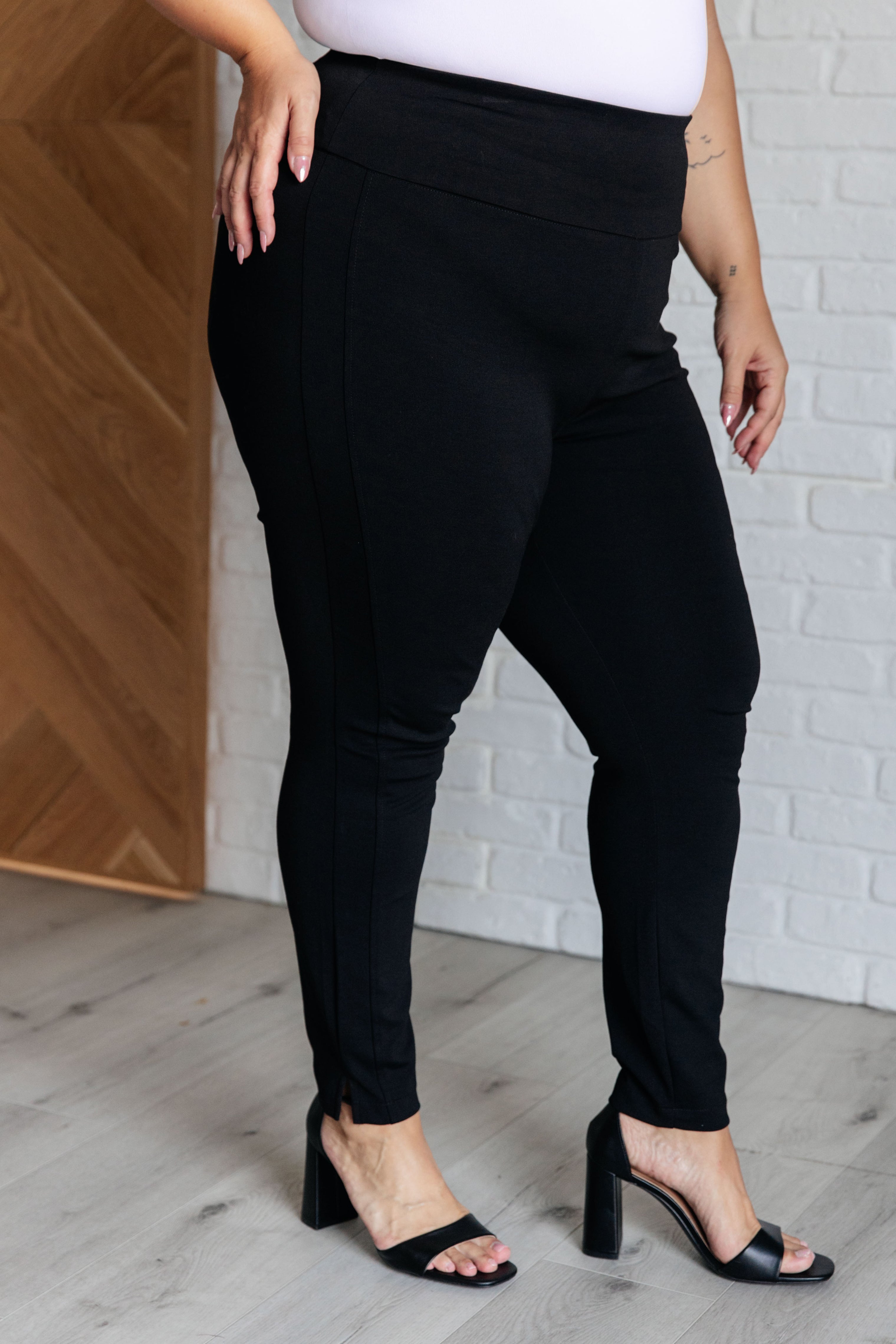 Magic Skinny 28 Pants for Women - High Waist Stretch Slim Fit Black Jeans | Perfect for Work, Date Night & Casual Outfits