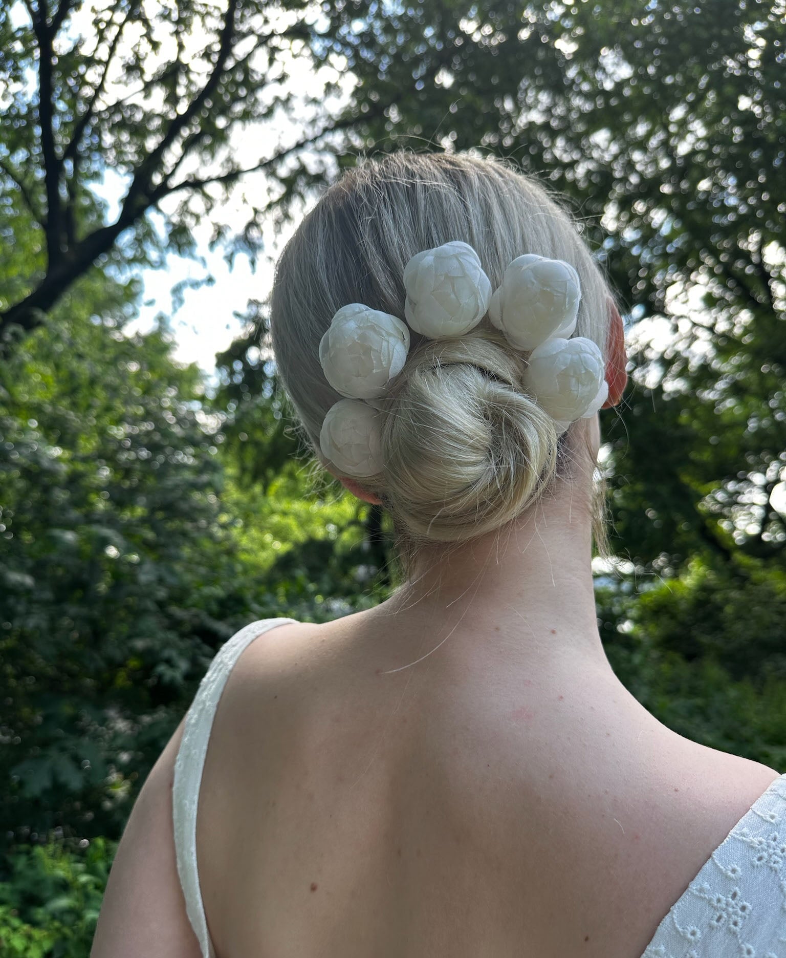 Silk Peony Bobby Pin - Elegant Hair Clips for Women, Non-Slip Hair Accessories for Wedding, Party & Everyday Use