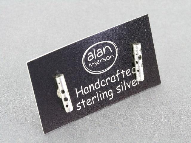 Cutout Circles Tube Stud Earrings for Women - Trendy Hollow Geometric Hoop Earrings for Casual & Party Wear