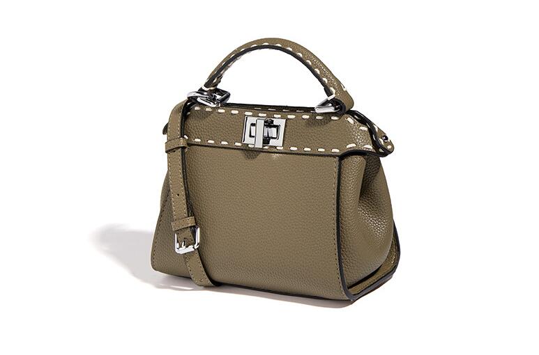 Durable Leather Tote Bag for Women - Stylish & Spacious Handbag for Work, Travel & Everyday Use